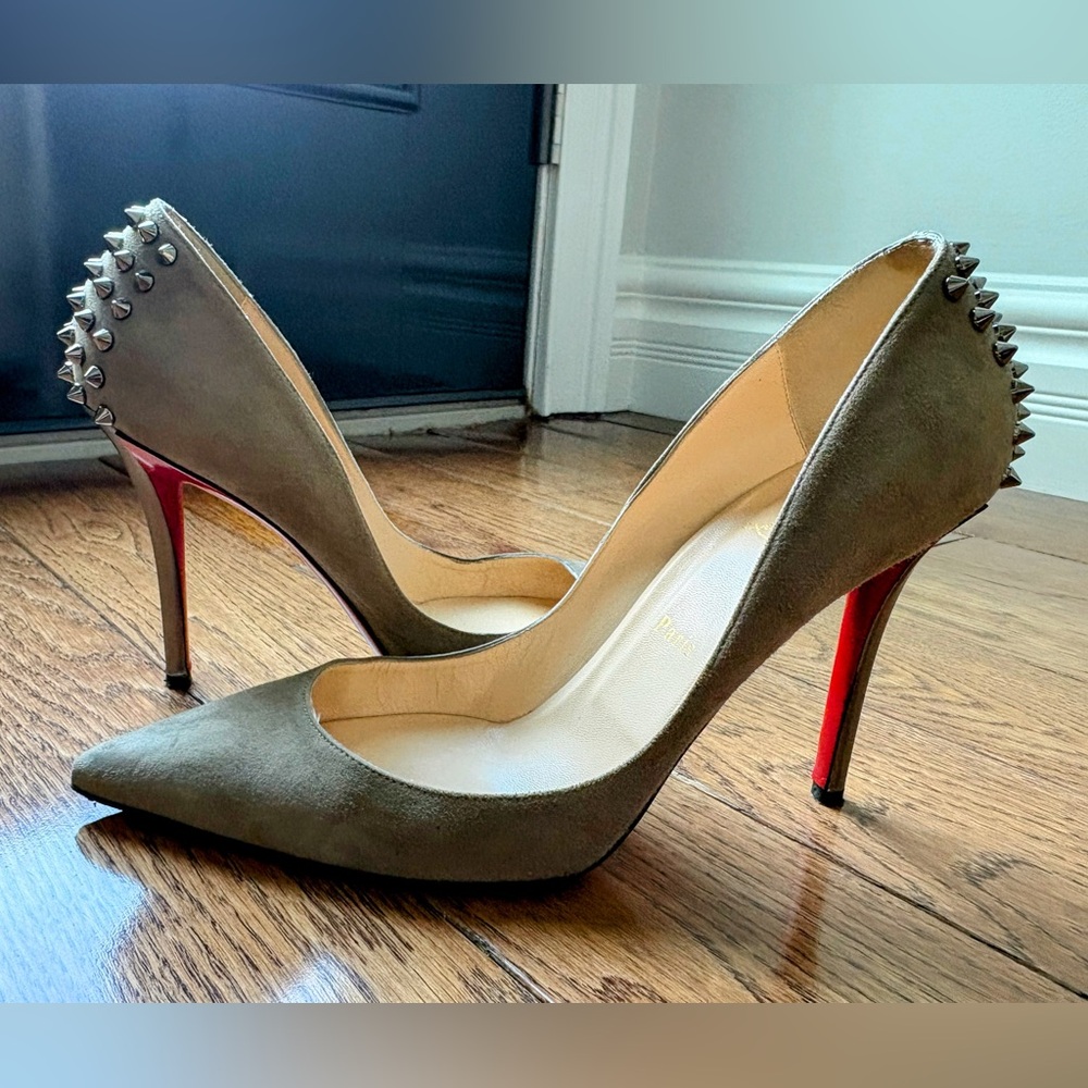 Christian Louboutin CL Studded Suede Gray High Heels Pumps 41 Pointy Toe